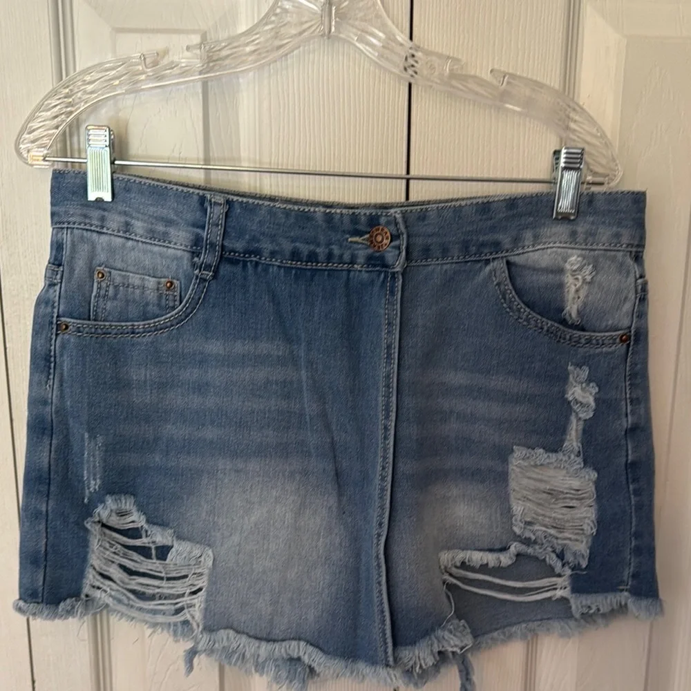 Distressed Denim Shorts - Picture 1 of 7